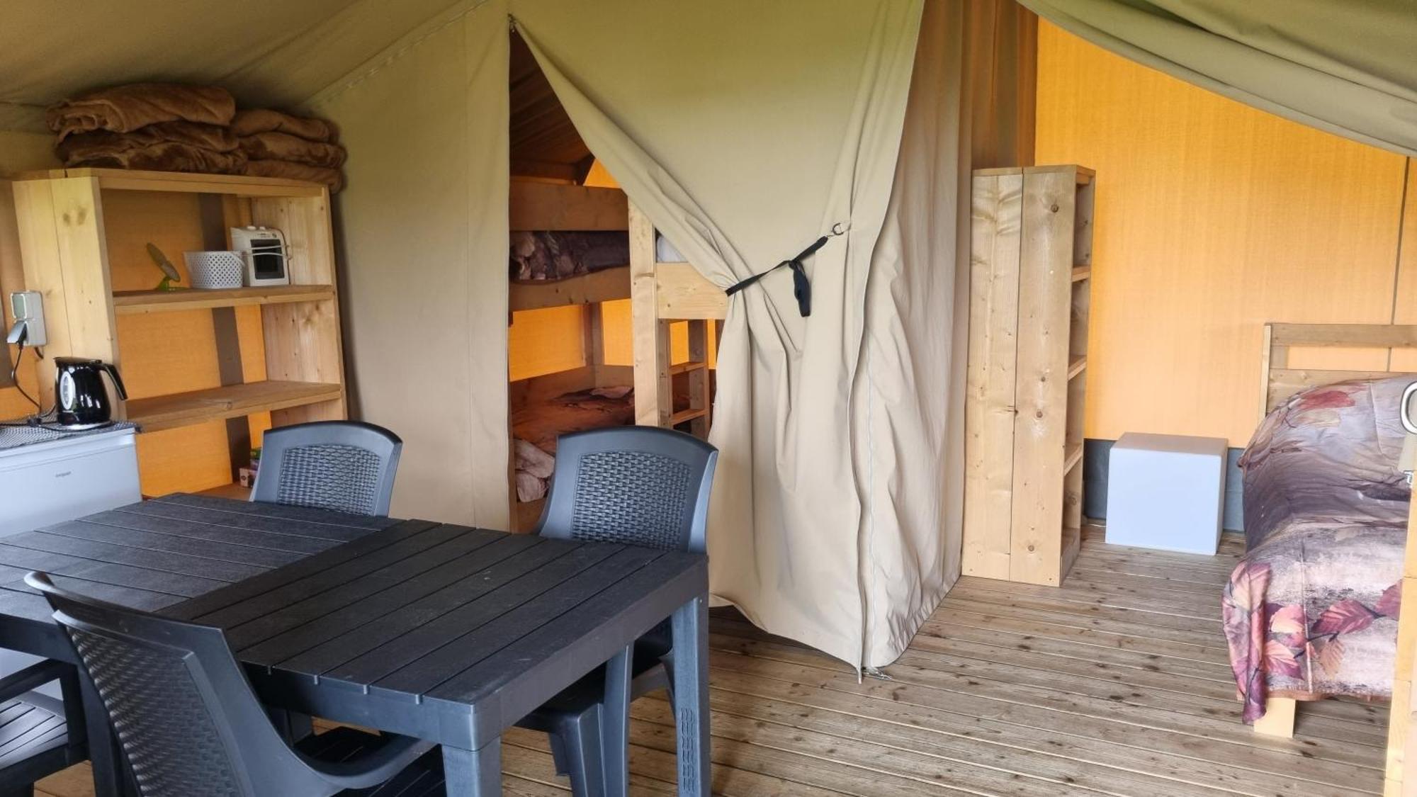 Boerderijcamping De Hinde Dronten Ruang foto