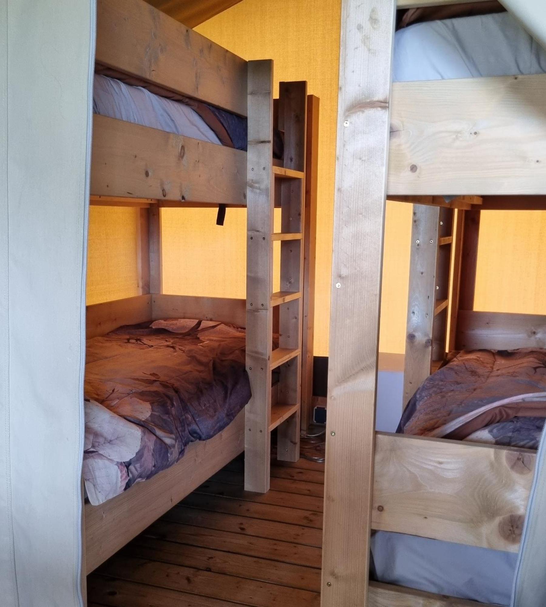 Boerderijcamping De Hinde Dronten Ruang foto